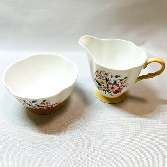Windsor England Sugar Bowl & Creamer Yellow Trim Vintage Bone China Numbered - Picture 4 of 10